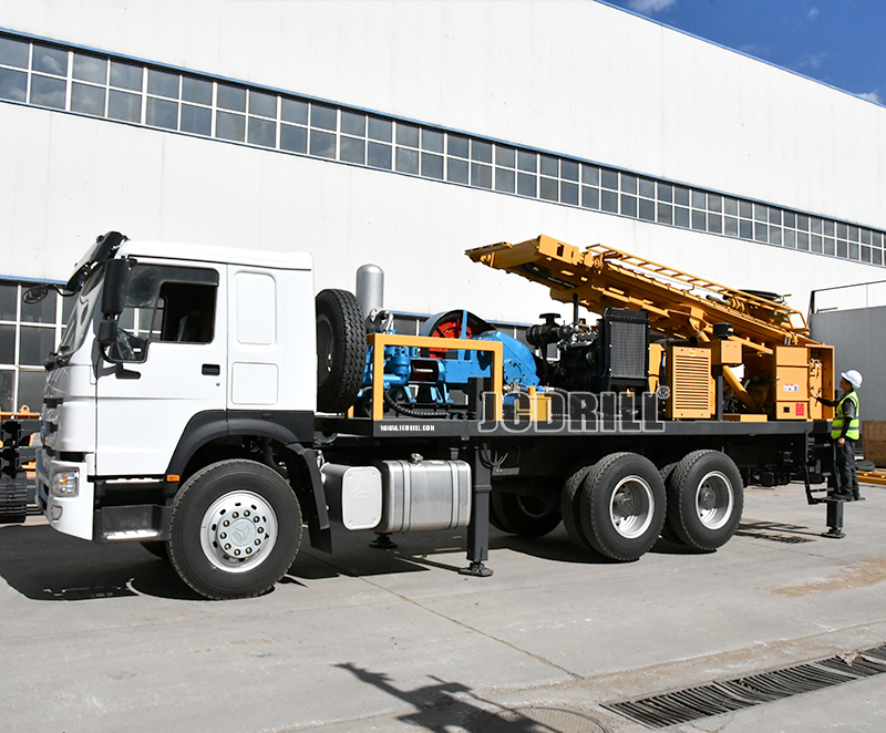 Full Hydraulic DTH Truck Mounted Borehole Water Well Drilling Rig