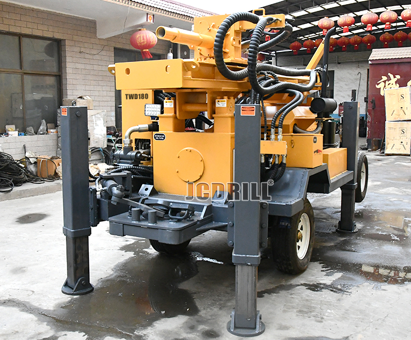 TWD180 Trailer Hydraulic Borehole Water Well Drilling Rig Machine