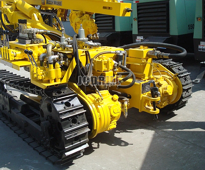 CL351 Pneumatic Rock Blasting DTH Drilling Rig